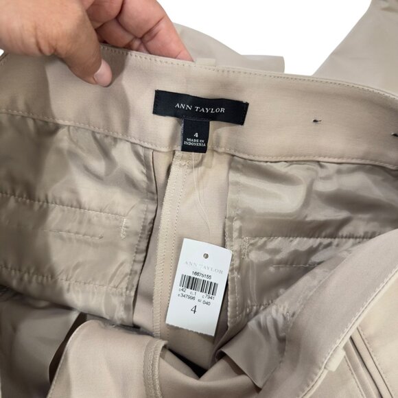 Ann Taylor Beige Womens Dress Pants Size 4 Cotton/Spandex Blend With Pockets - Picture 2 of 11